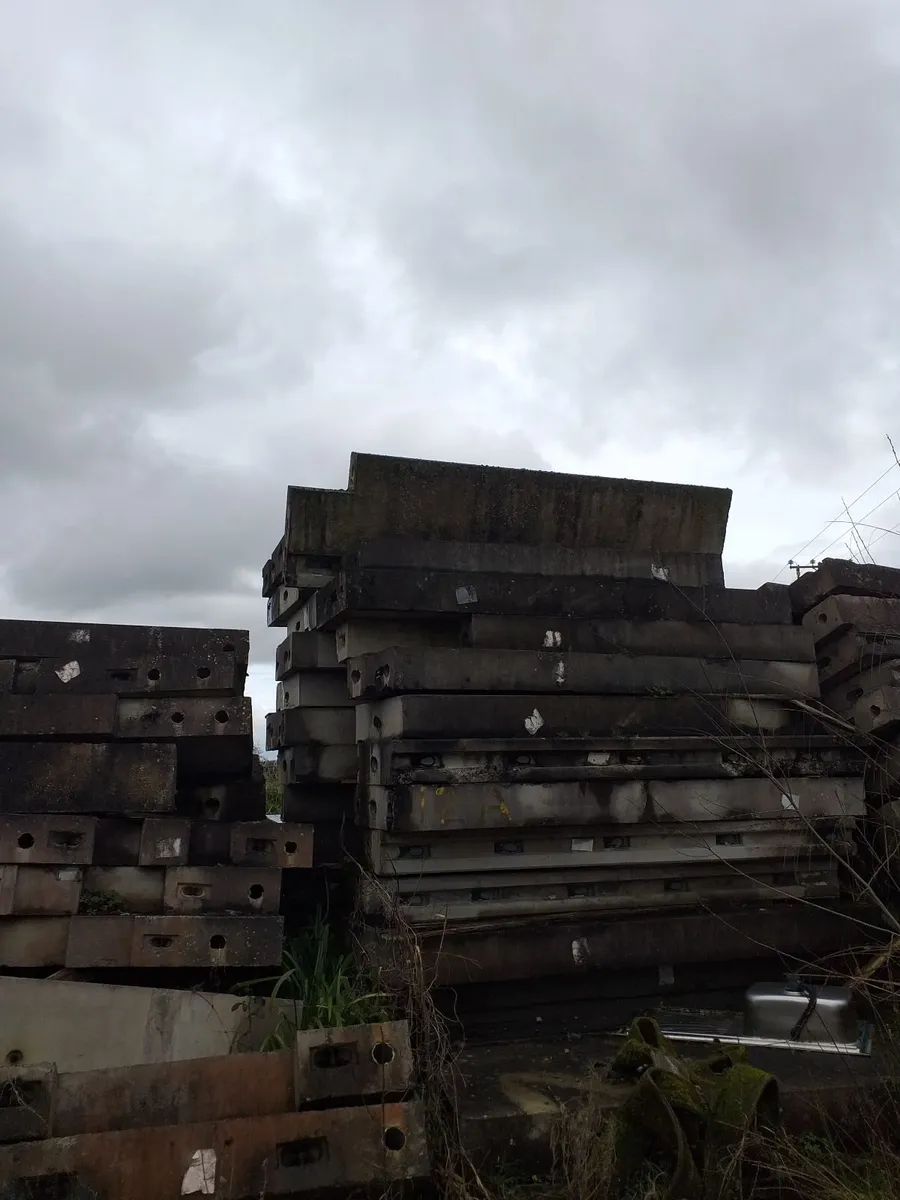 Concrete slabs - Image 2