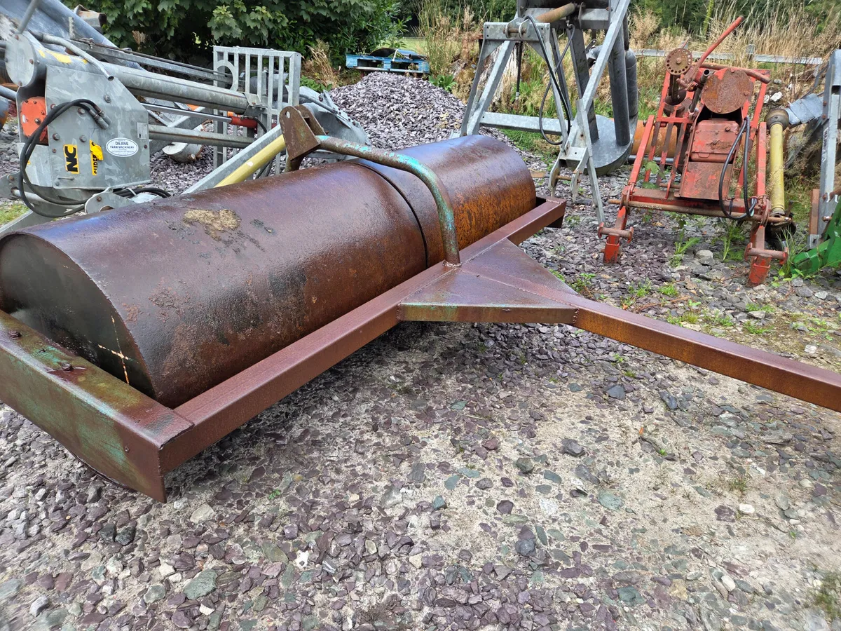 8 X 30 Land Roller - Image 1