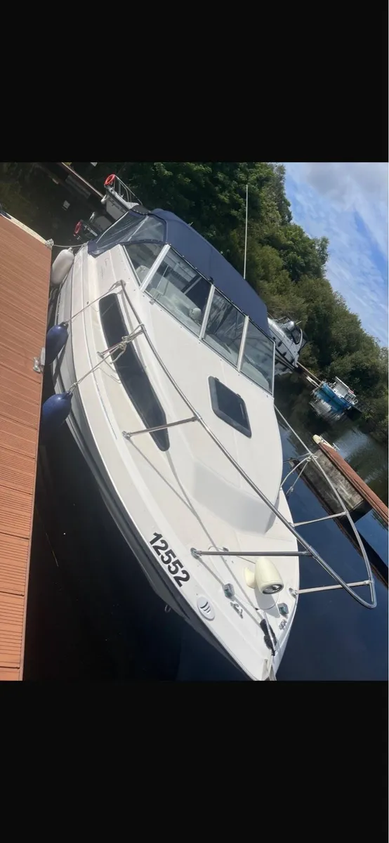 Bayliner Ciera 2252 Boat - Image 3