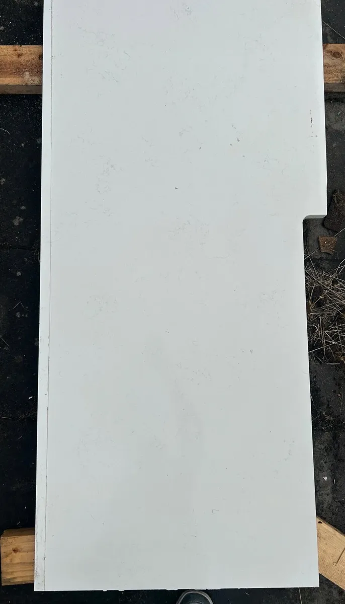 Silestone engineered quartz worktop - Image 4
