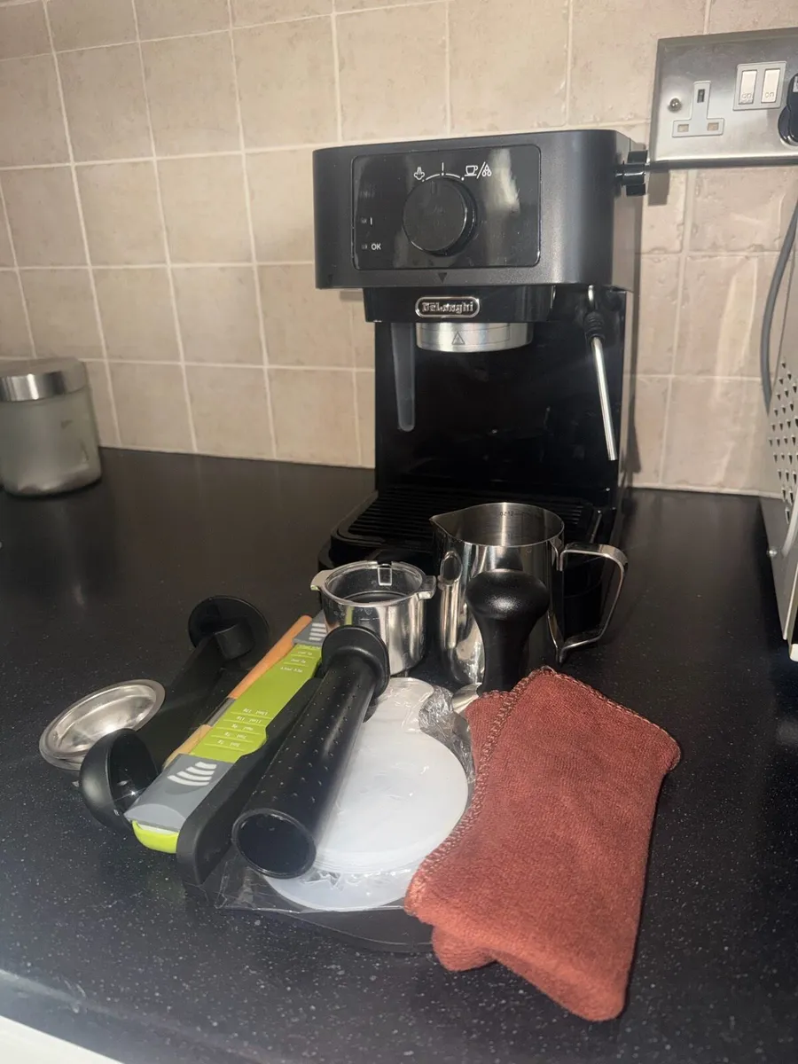 Coffee machine for sale - Image 1