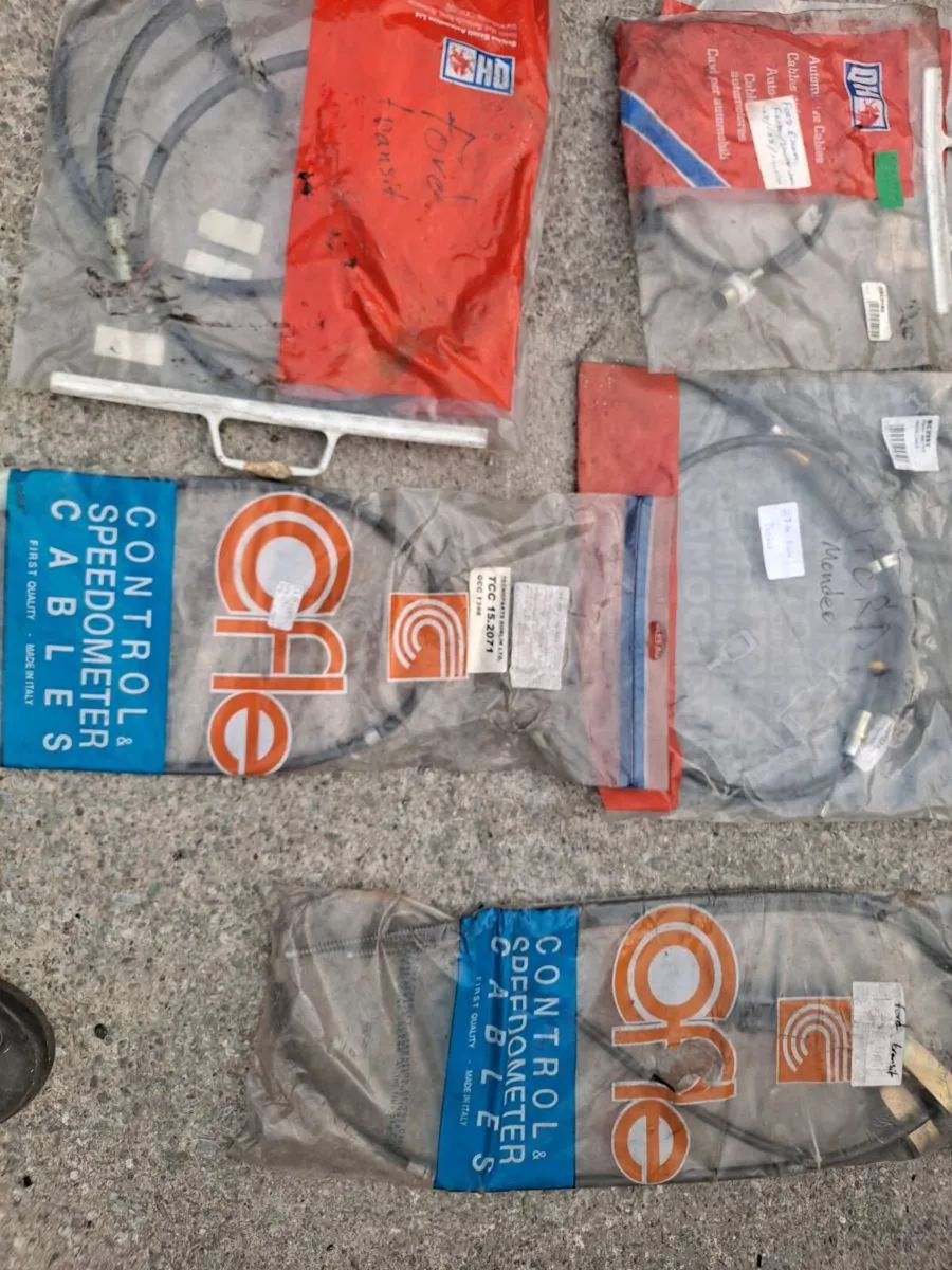 Car parts - Image 2