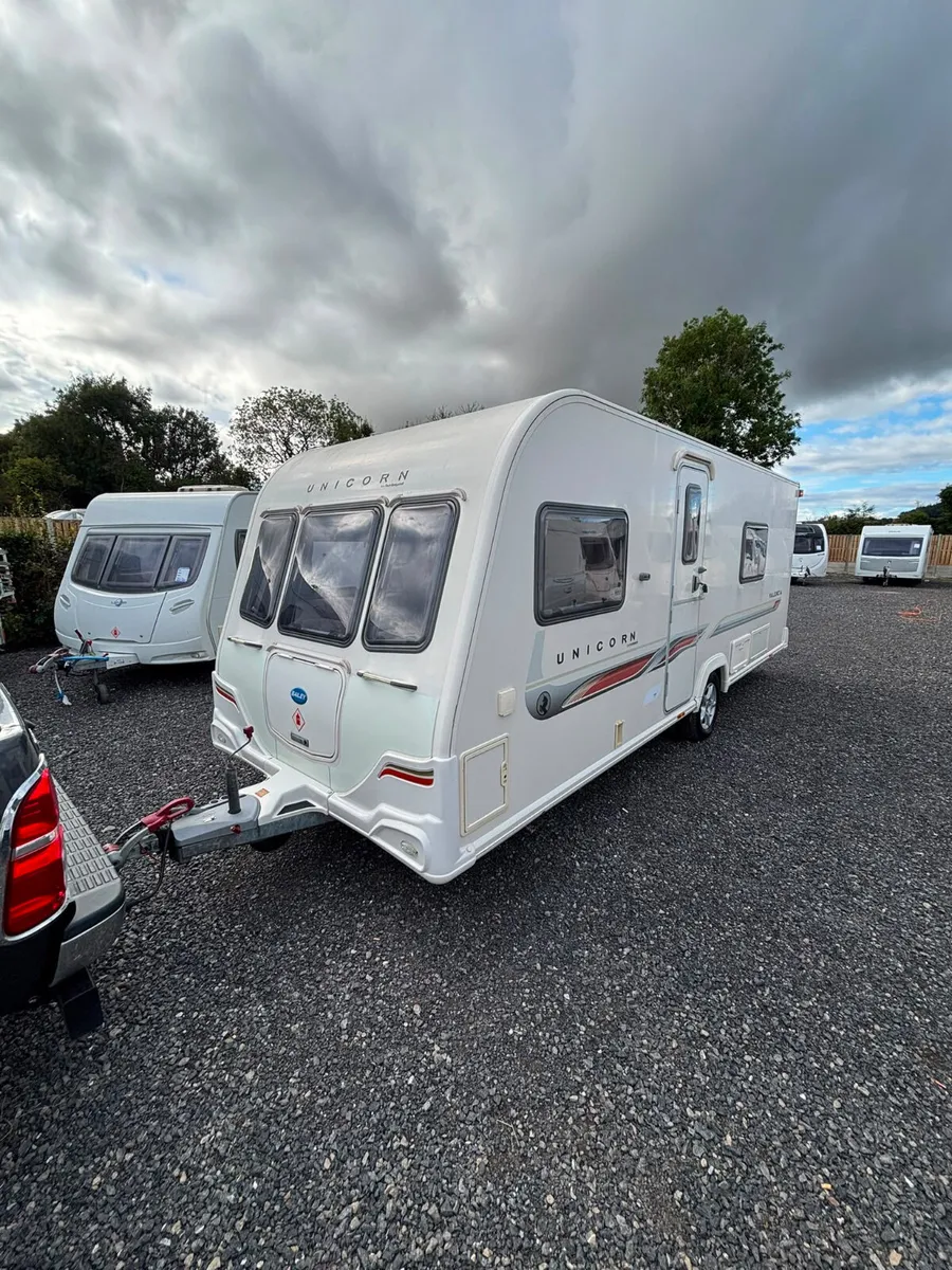 Bailey Unicorn 4 Berth Fixed Bed Caravan - Image 1