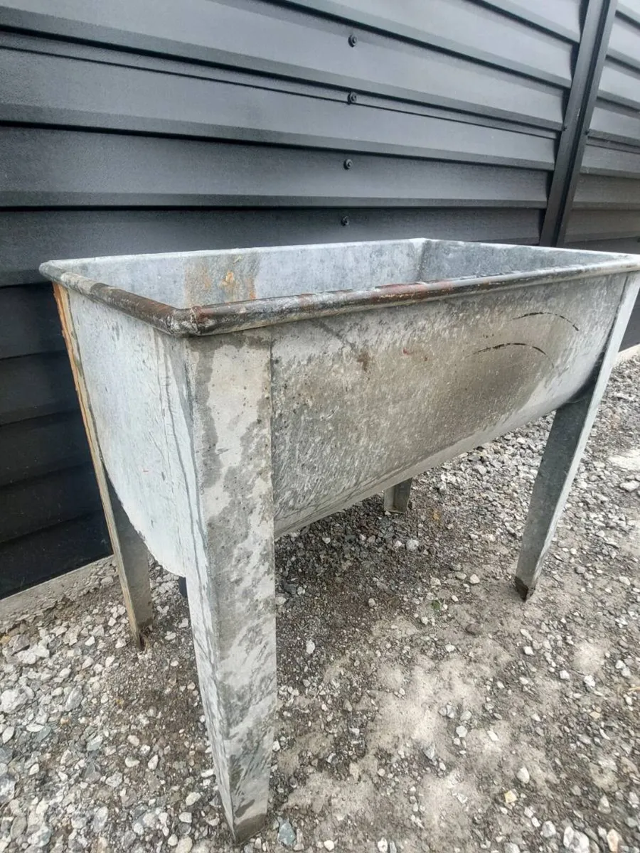 Galvanised Trough - Image 1