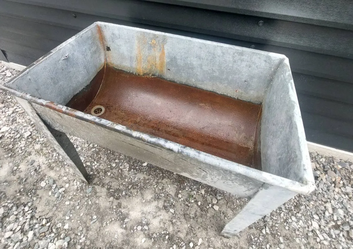 Galvanised Trough - Image 2