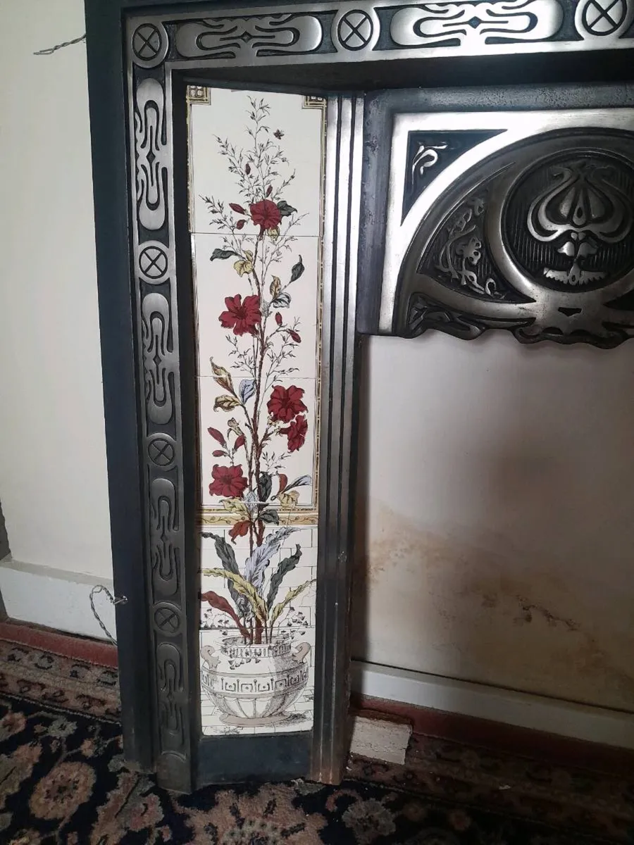 Cast iron fireplace - Image 2
