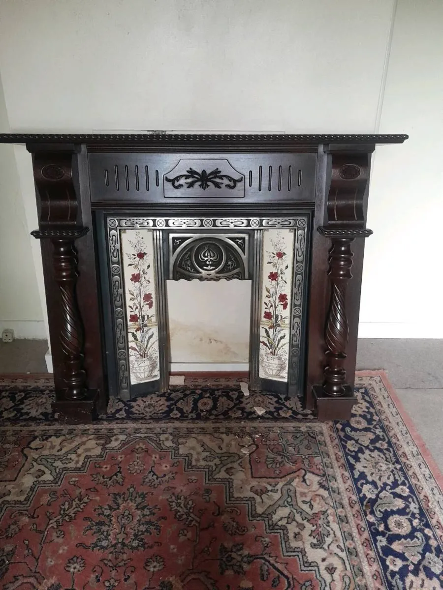 Cast iron fireplace - Image 1