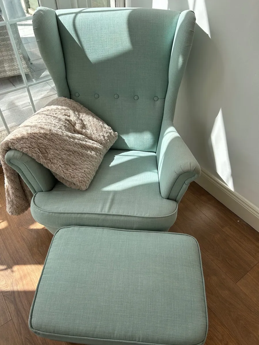 Chair and footstool - Image 2