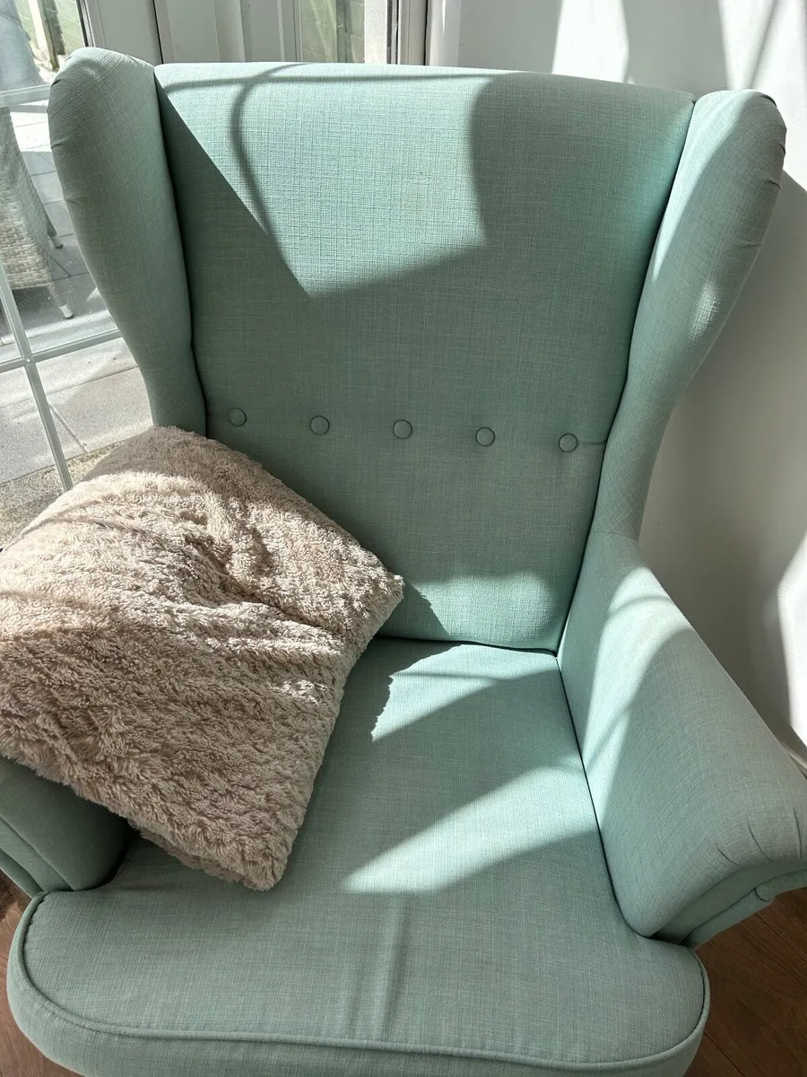 Chair and footstool - Image 4