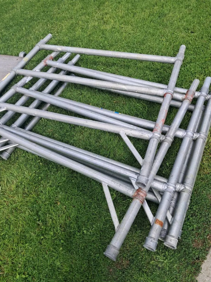 Aluminium Tower Scaffolding - Image 1