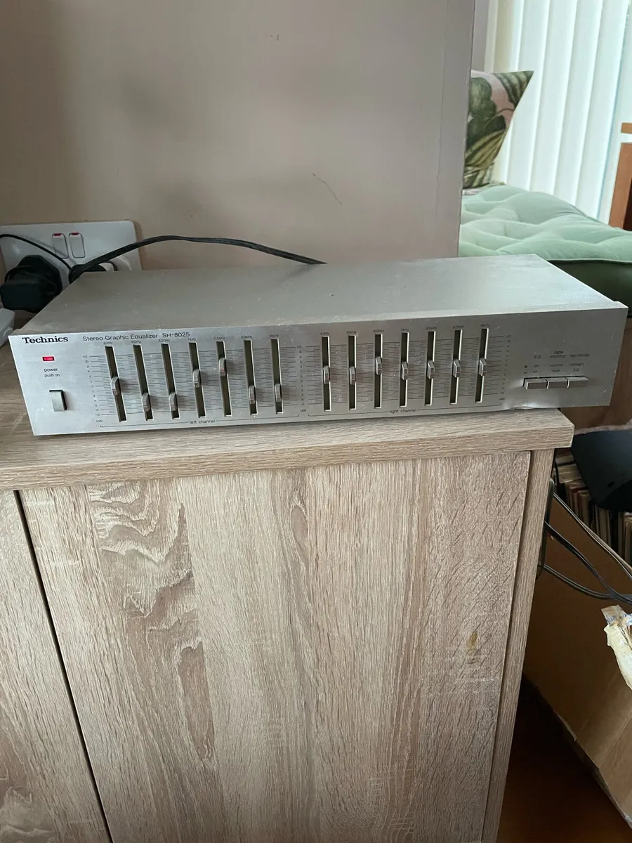 Technics Vintage Hi-Fi System - Image 2