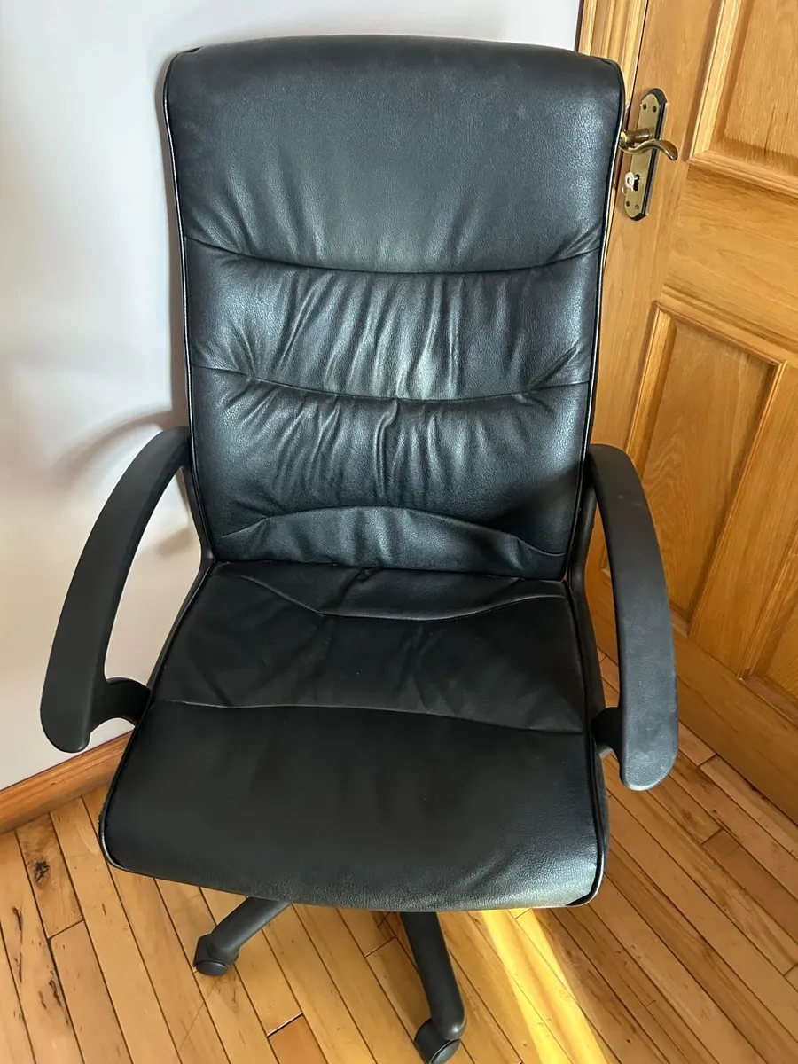 Black Executive Office Chair – Faux Leather - Image 1