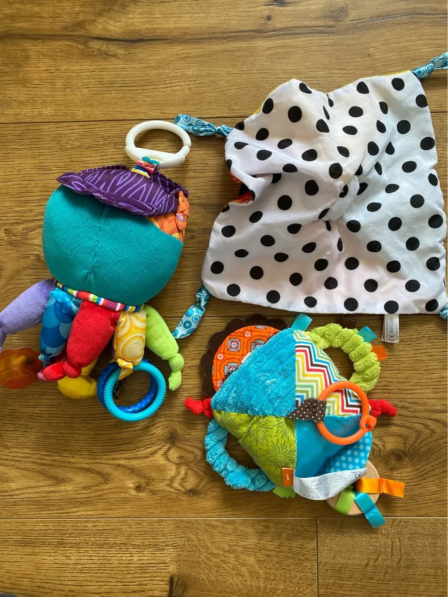 Baby and Toddlers Rattle Chime Sensory Toys  3 pc - Image 2