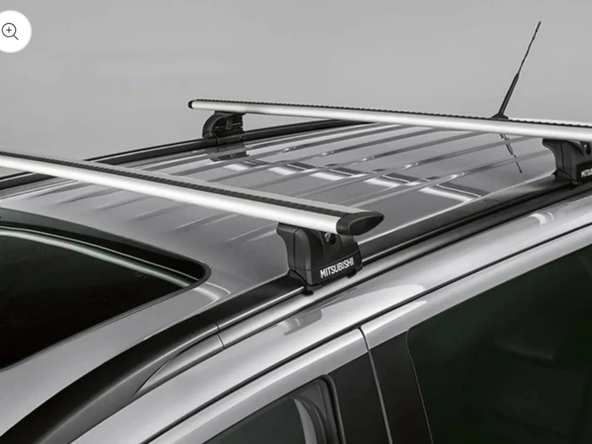 Genuine Mitsubishi Outlander Roofrack new !! - Image 1