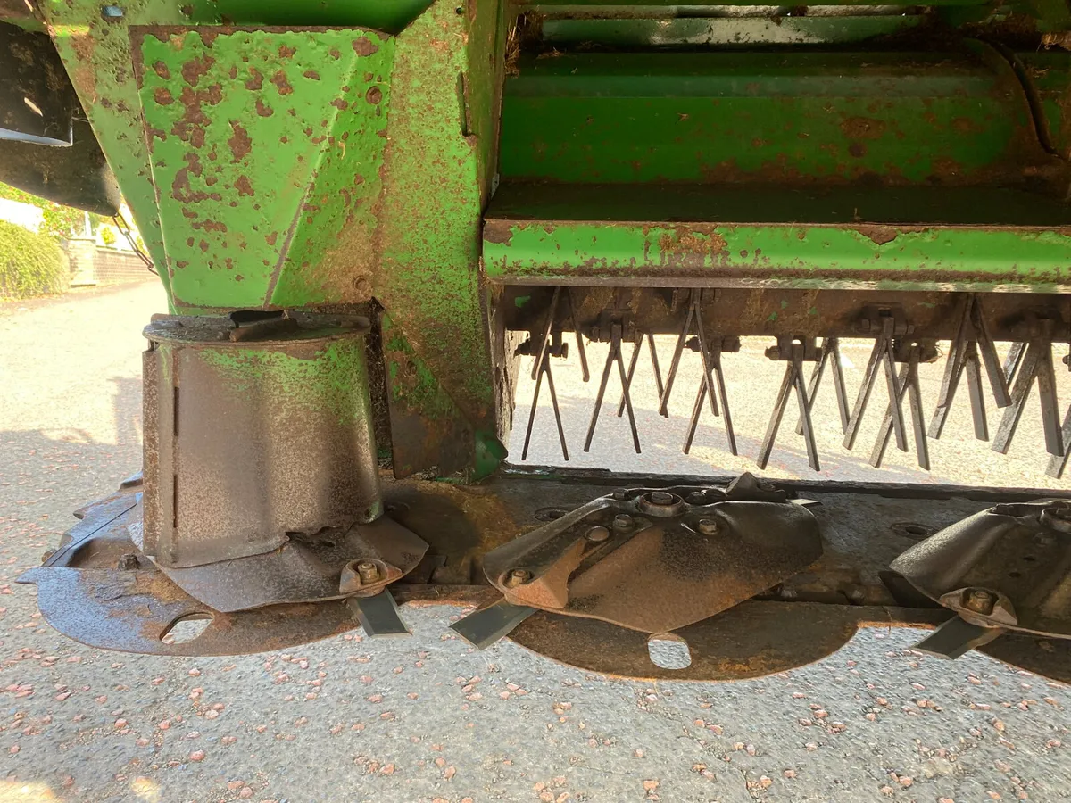 John Deere 530 Mower Conditioner - Image 4