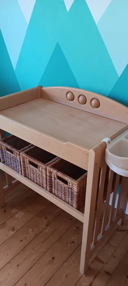 Baby changing unit - Image 4