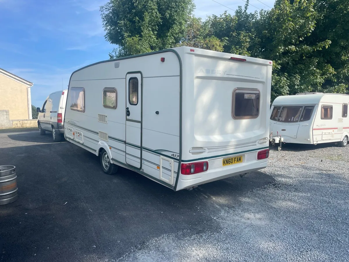 4 berth caravan - Image 3