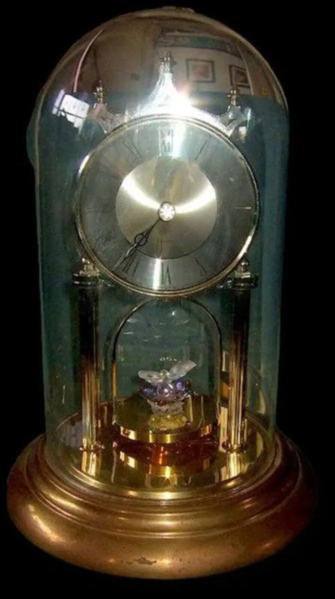 Pristine Vintage Hermle "Butterfly" Dome Clock - Image 3