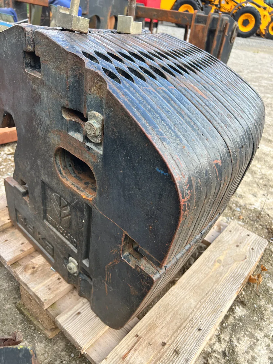 New holland Fan Weights x18 - Image 1