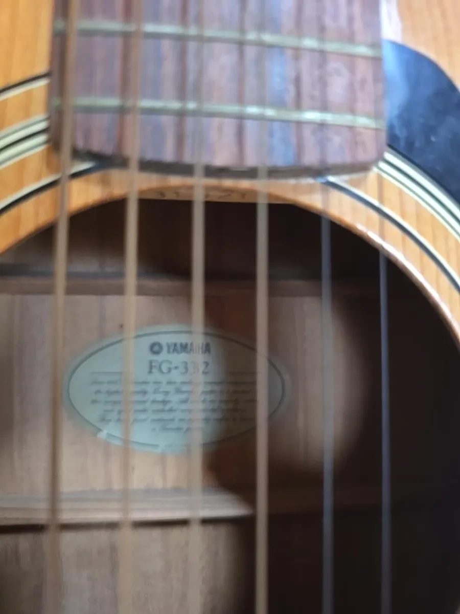 Yamaha FG-332 Acoustic Guitar - Image 3