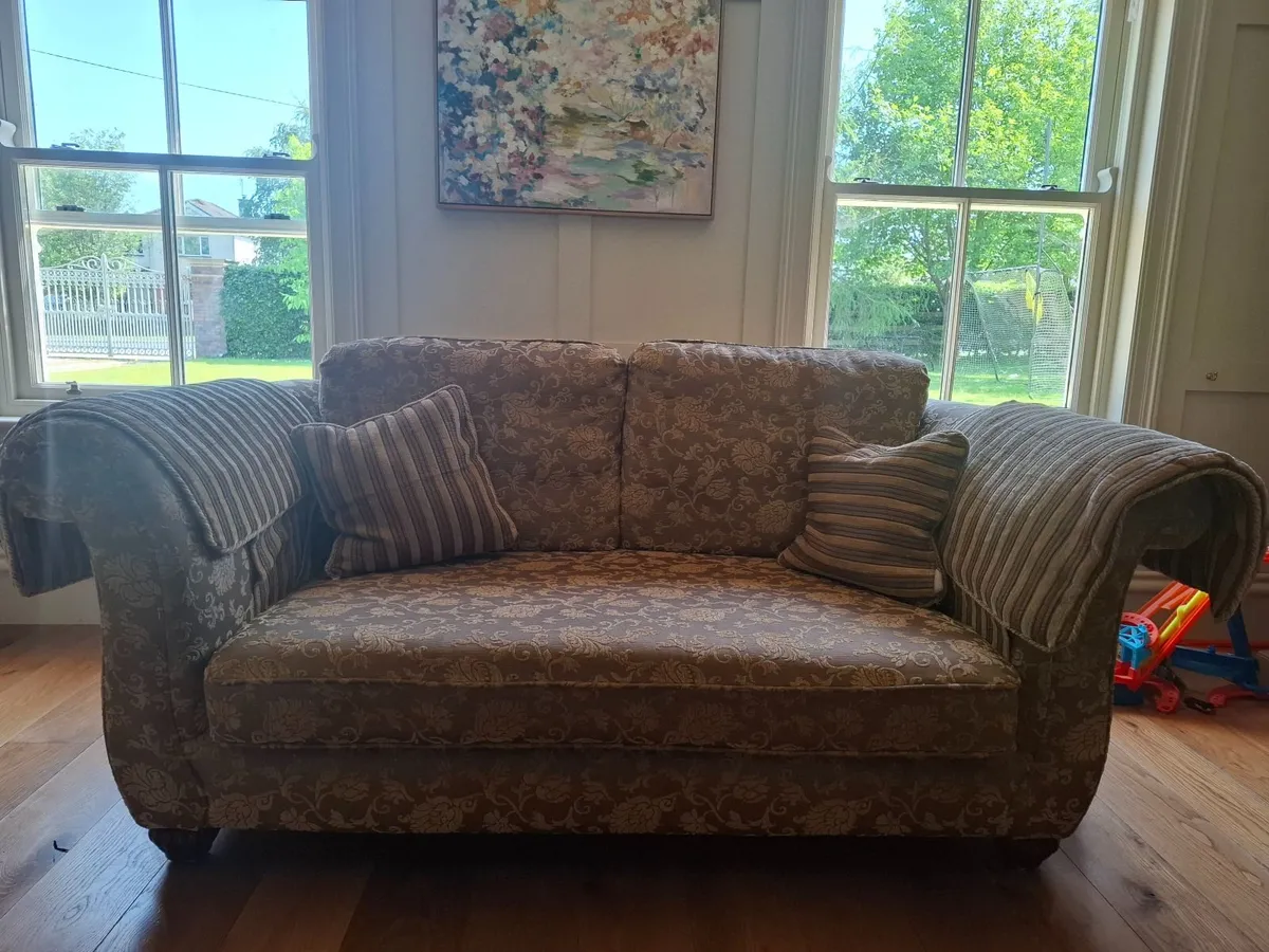 Finline 3 seater and 2 seater counch - Image 2