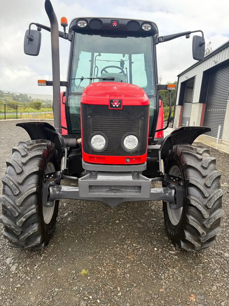 2013 Massey Ferguson 5435 - Image 3