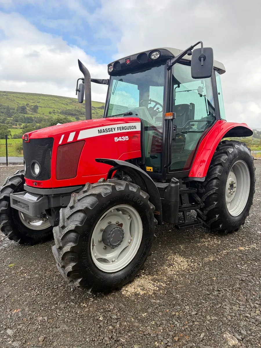 2013 Massey Ferguson 5435 - Image 4