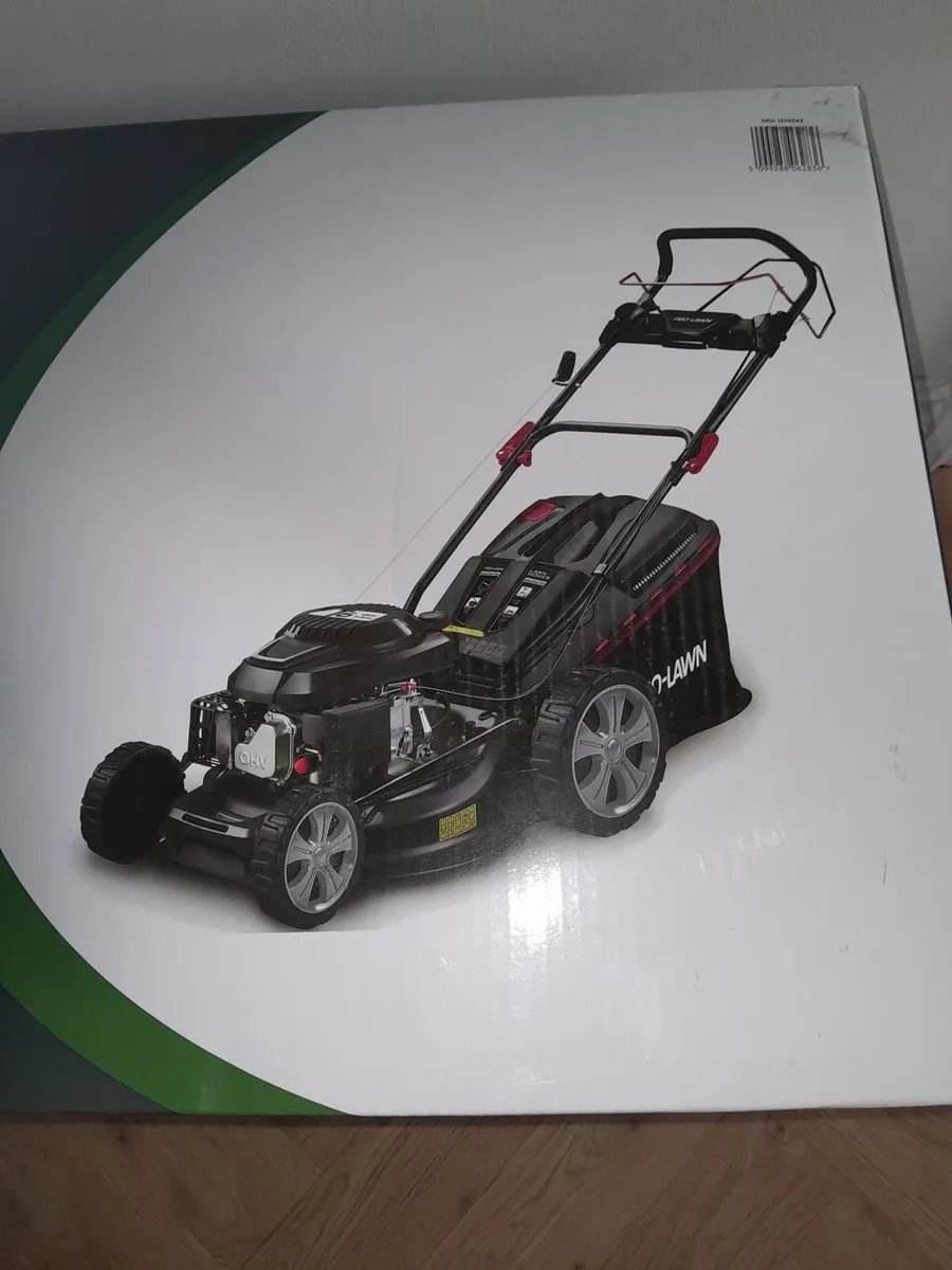 Pro Lawn 46CM Self Propelled Petrol Lawn - Image 2