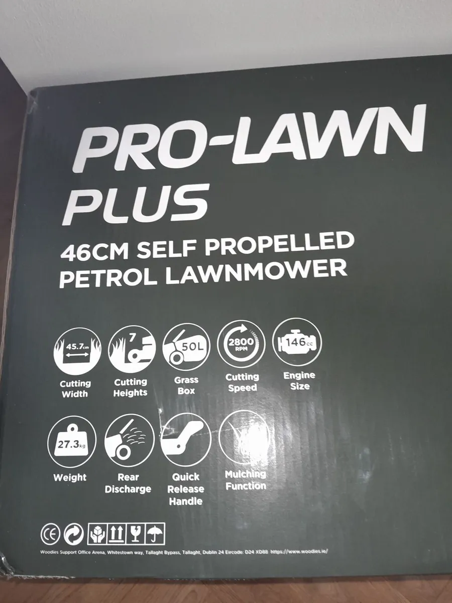 Pro Lawn 46CM Self Propelled Petrol Lawn - Image 3