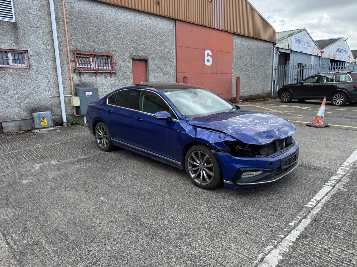 2021 VW PASSAT R-LINE - Image 1