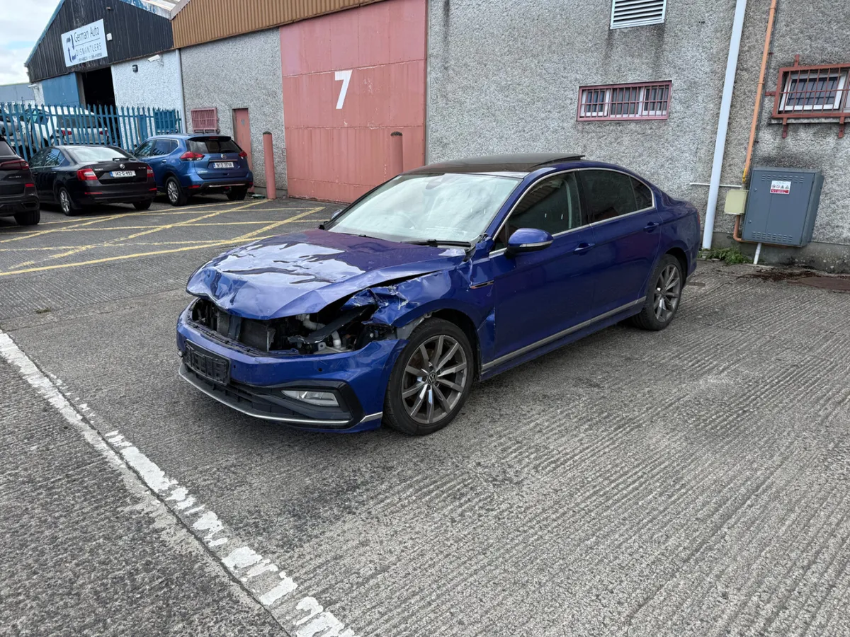 2021 VW PASSAT R-LINE - Image 2