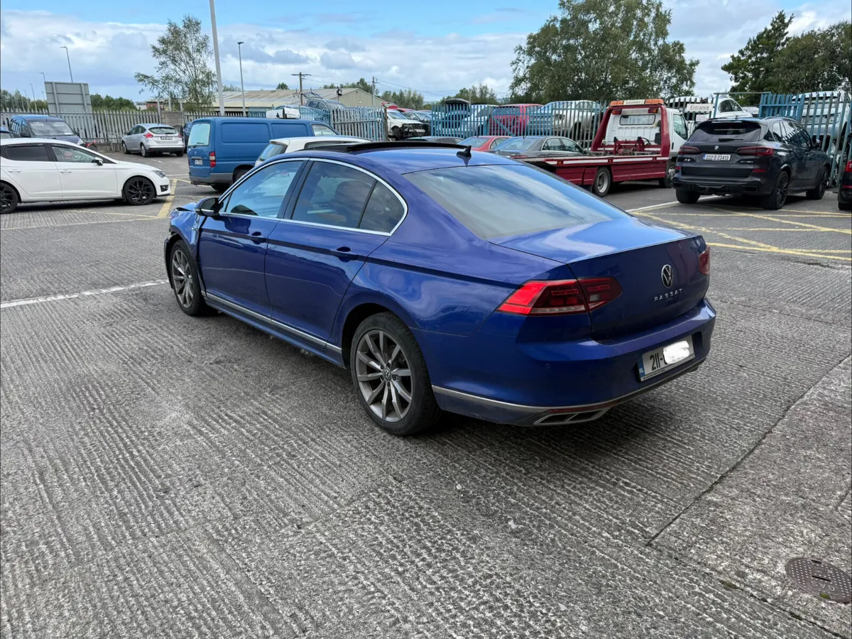2021 VW PASSAT R-LINE - Image 3