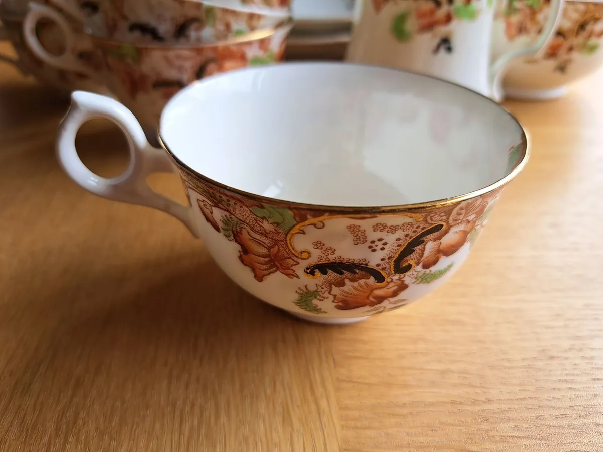 Antique China 32-Piece Tea Set - Image 4