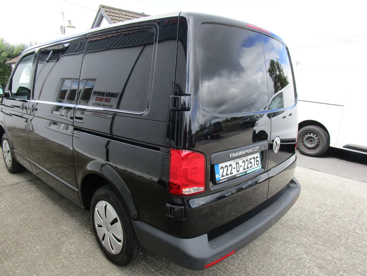Volkswagen Transporter 2022 - Image 4