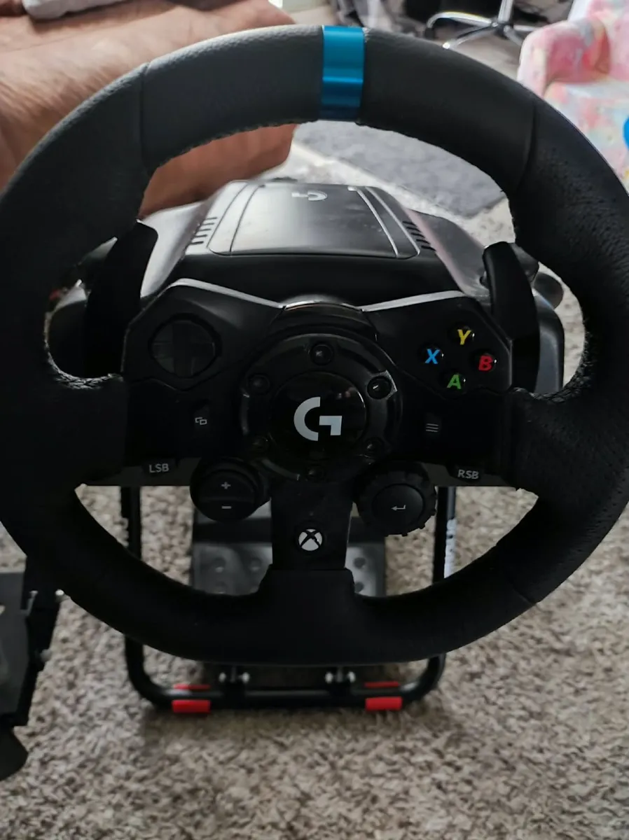 Logitech G G923 Racing Wheel and Pedals, Gear stic - Image 2