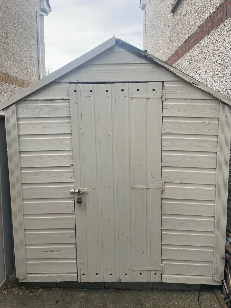 Wooden shed for free
