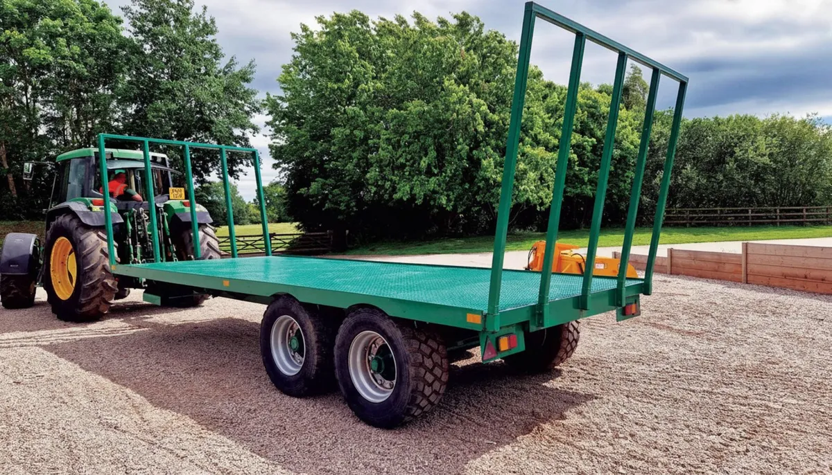 MERRICK LOGGIN 20' FLAT TRAILER - Image 4