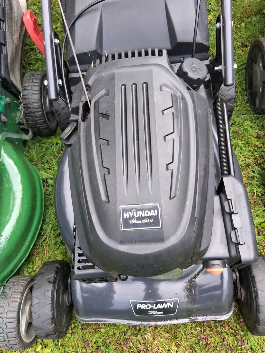 Lawnmowers for sale - Image 3