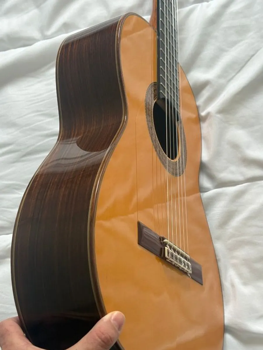 Acoustic guitar - Image 3