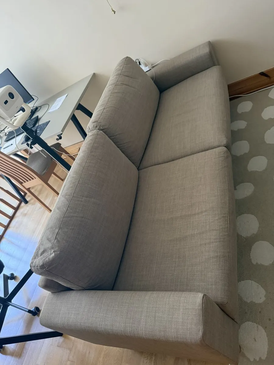 3-Seater Sofa – Excellent Condition