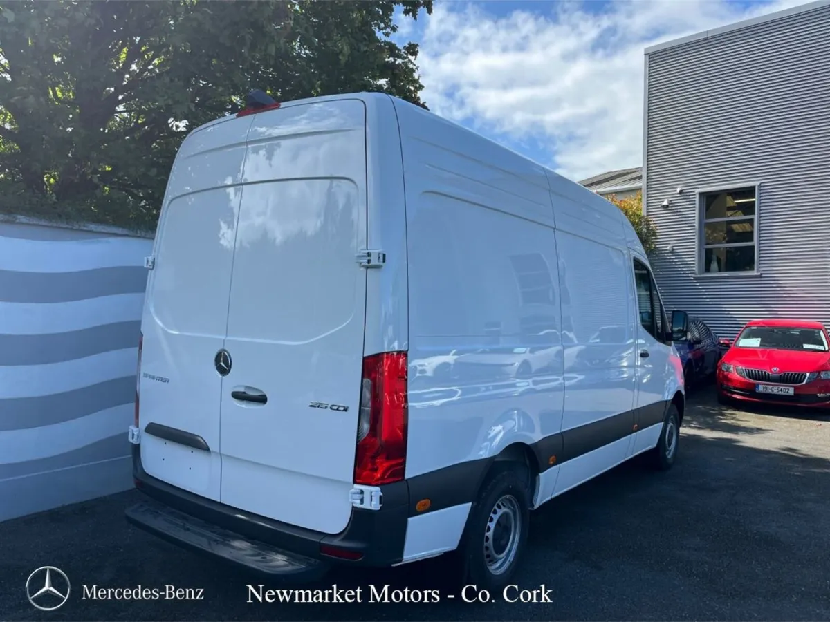 Mercedes-Benz Sprinter 215/36 HIGH ROOF 2.0CDI 150 - Image 4