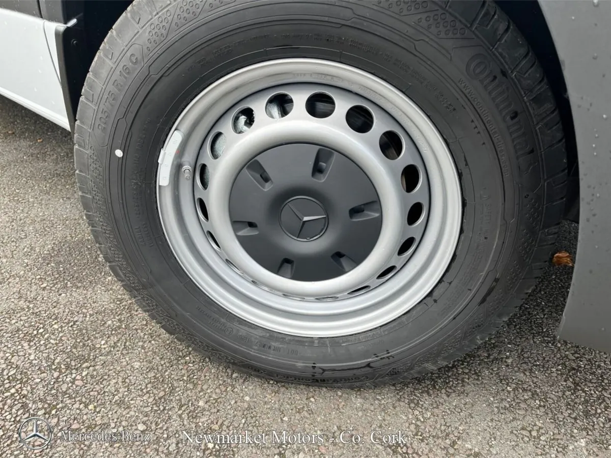 Mercedes-Benz Sprinter 215/36 HIGH ROOF 2.0CDI 150 - Image 2