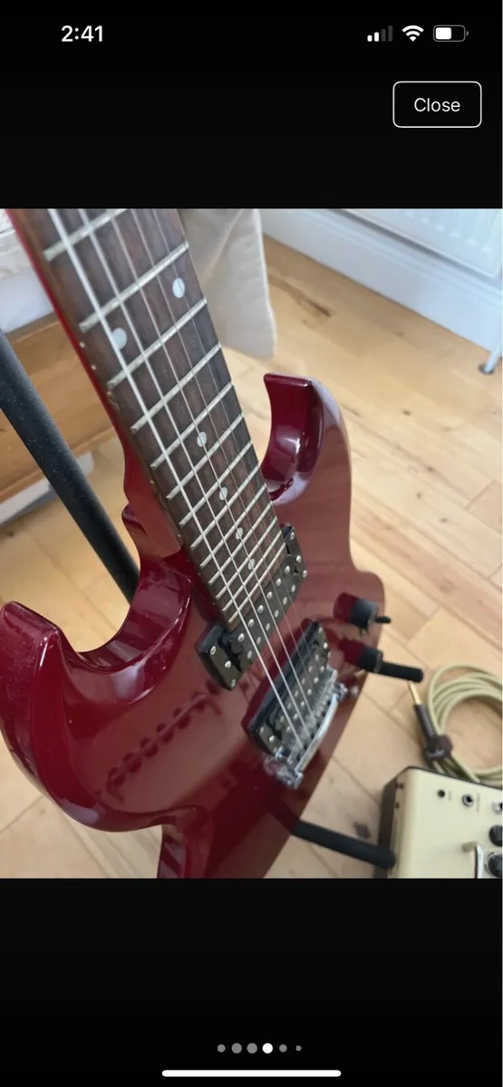 Epiphone sg with amp - Image 4