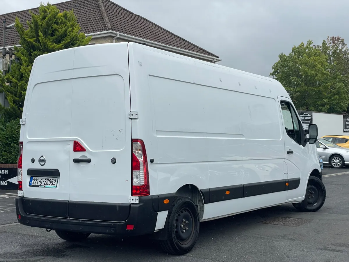 Nissan Interstar 2022 2.3 Diesel Manual - Image 4