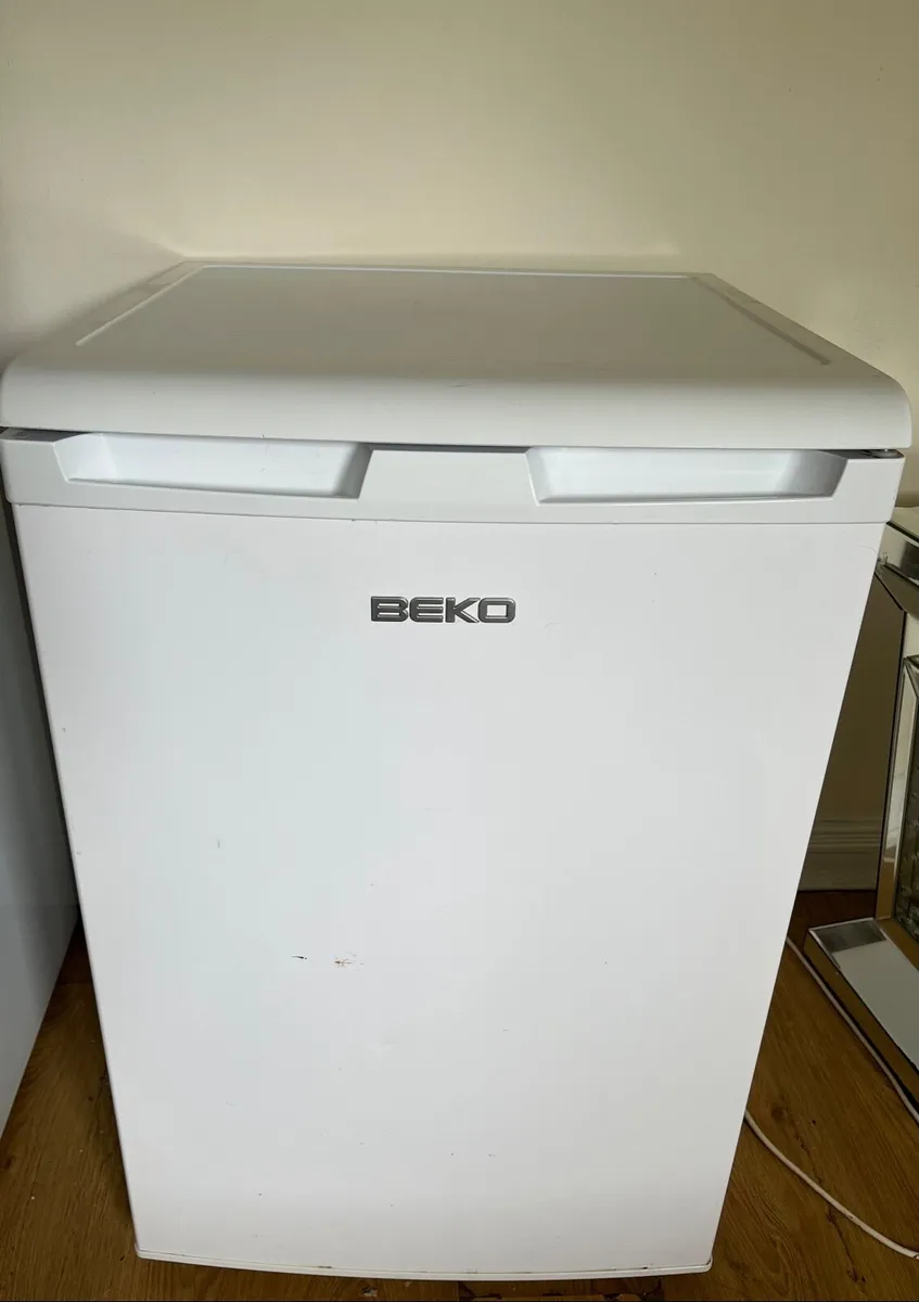Under counter Fridge - Image 1