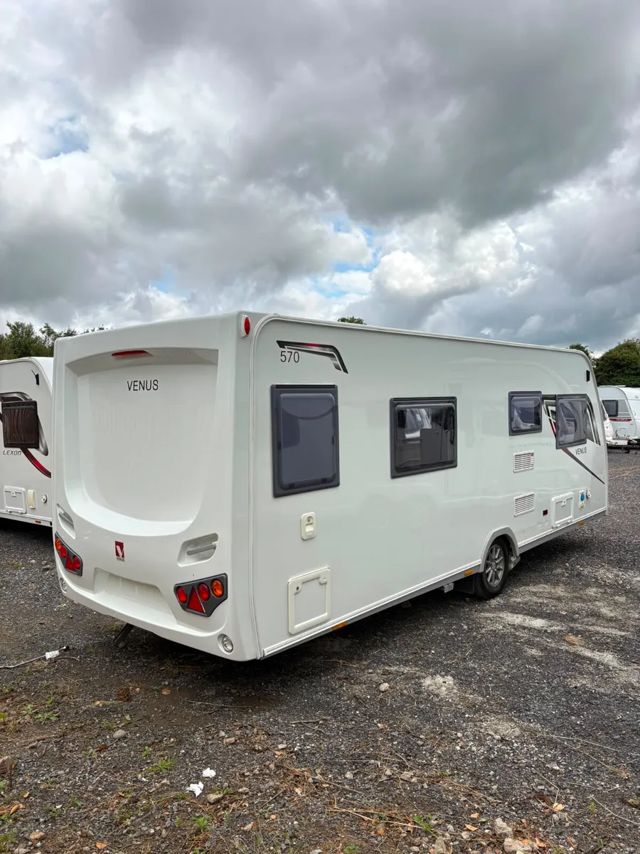 2019 Lunar Venus 4 Berth Fixed Island Bed Caravan - Image 4