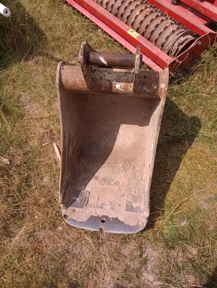 5ton bobcat digger - Image 1