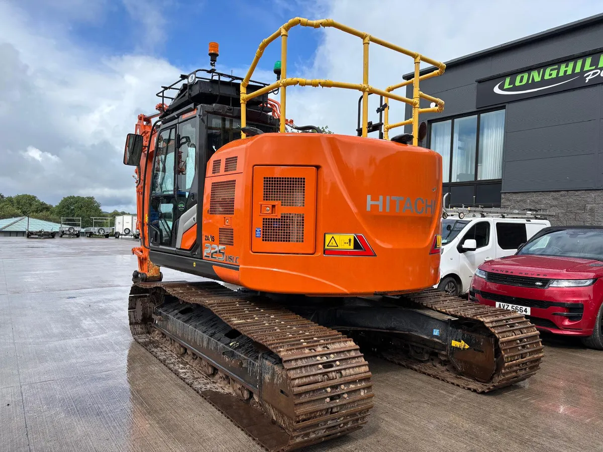 2024 HITACHI ZX225 USLC-7 - Image 4