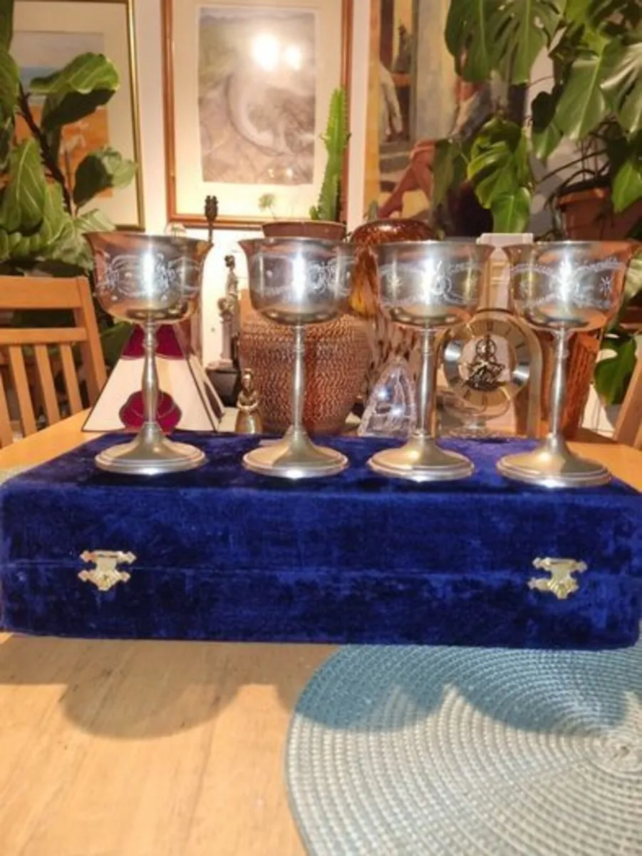 Set of 4 large silver-plated goblets - Image 3