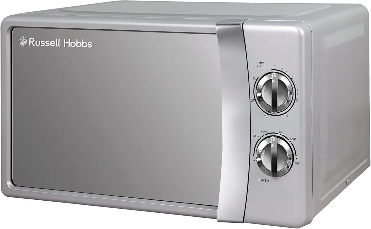 17 Litre 700W Solo Manual Microwave - Image 1